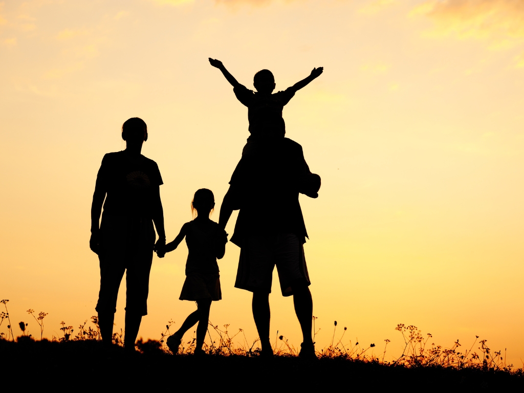 RESIDENCIA POR REAGRUPACI&Oacute;N FAMILIAR DE CIUDADANO ESPA&Ntilde;OL